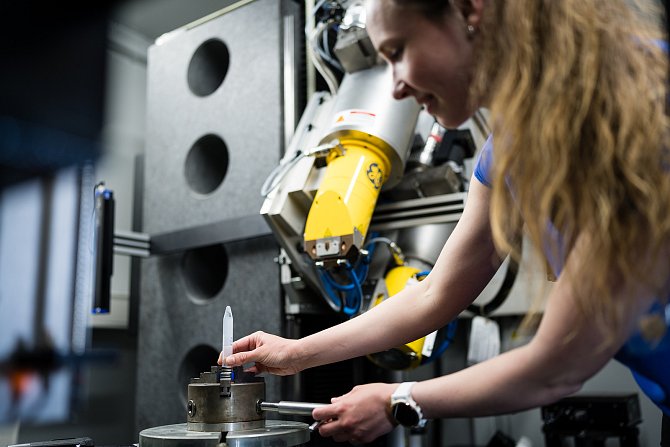 Markéta Kaiser v laboratoři rentgenové výpočetní mikro a nanotomografie na CEITEC VUT začala pracovat už při bakalářském studiu před deseti lety.