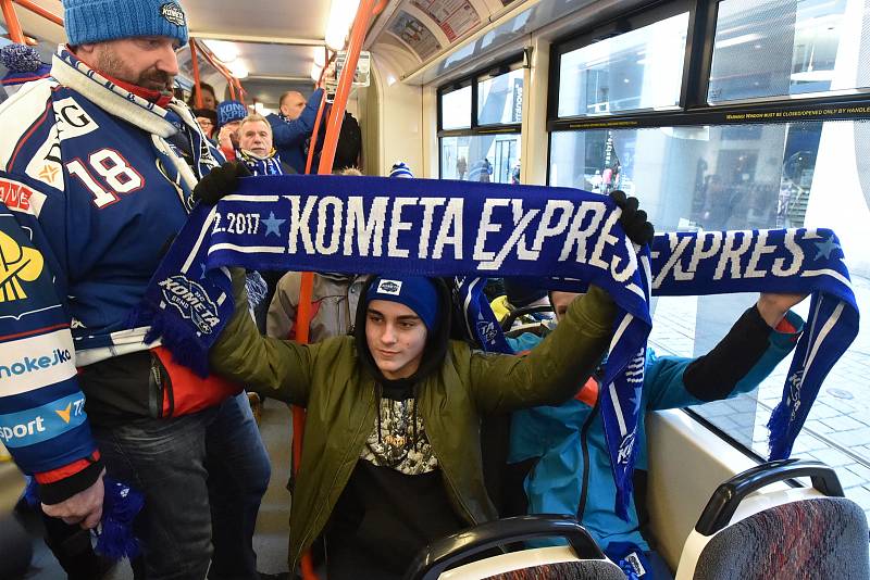 Křest tramvaje Kometa Expres na náměstí Svobody v Brně.