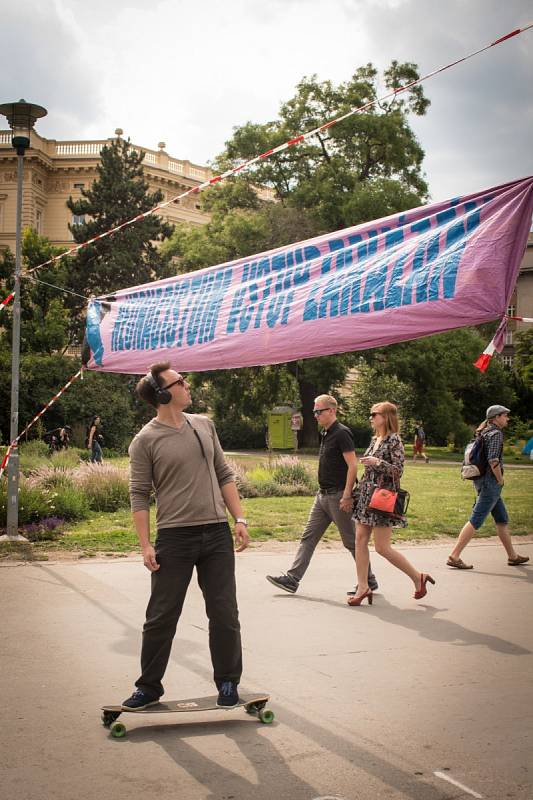 Páteční demonstrace uskupení Brno blokuje a příznicvů Dělnické mládeže.