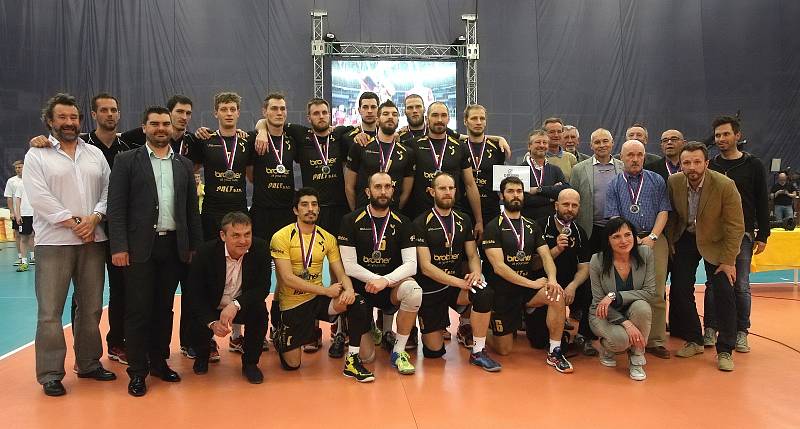 Volejbalisté Brna podlehli v šestém finálovém utkání Dukle Liberec 1:3 a na titul nedosáhli. Do DRFG Areny je přišlo podpořit rekordních 5556 diváků.