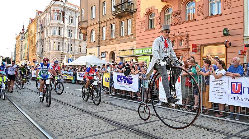 Do brněnských ulic vyjela plejáda hvězd československé cyklistiky.