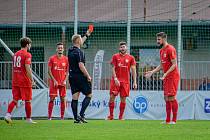 Bohuničtí fotbalisté (v červeném) přehráli v brněnském derby Moravskou Slavii jasně 4:0.