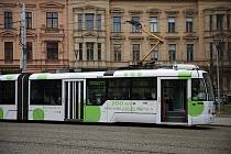 Výročí 200 let od narození Johana Gregora Mendela propaguje v Brně i tramvaj.