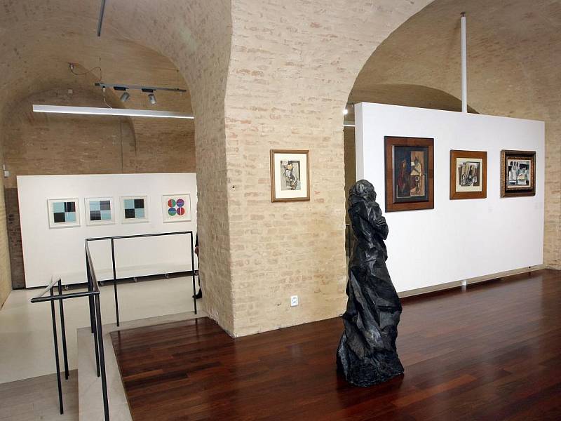 Novou galerii zaměřenou na české a zahraniční výtvarné umění 20. a 21. století mohou navštívit Brňané v Božetěchově ulici. Fait Gallery sídlí v budově sladovny bývalého královopolského pivovaru. 
