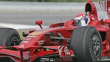 Ferrari days: Demonstrační jízda formule i veteránů.