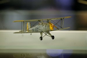 Sté výročí začátku leteckého provozu v brněnských Medlánkách připomíná výstava v Technickém muzeu v Brně nazvaná Sto let křídel nad Medlánkami.