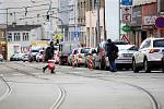 Dopravní kolaps na křižovatce ulic Jugoslávská a Merhautova a také v křížení Vranovské a Cejlu způsobuje uzavřená Francouzská a opravy v Merhautově ulici.