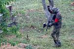 Army Day v Ořechově na Brněnsku. Zájemci se projeli v obrněném transportéru, lidé hráli i paintball.