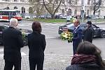 V pořadí pátá prezidentská návštěva Miloše Zemana na jižní Moravě začala u krajského úřadu v Brně.