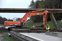 Stavební práce na dálnici D1 u Brna, ilustrační foto.