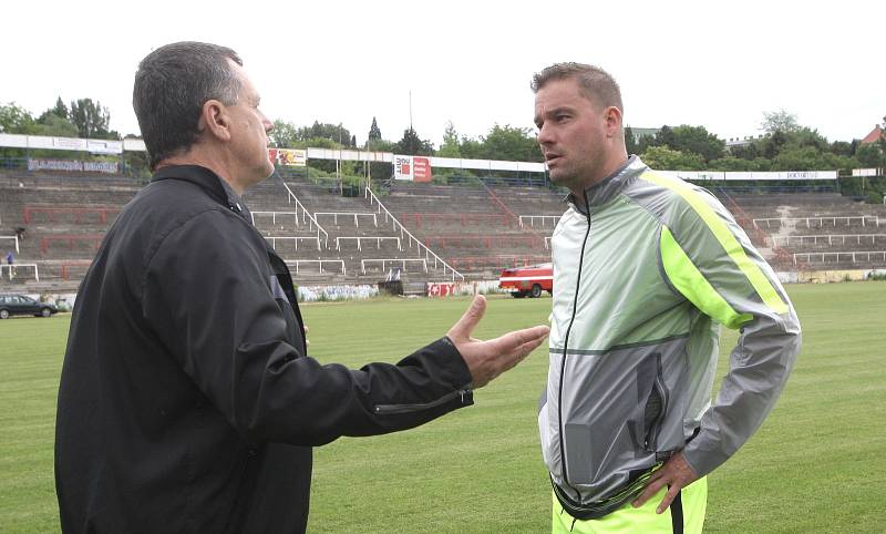 Naposledy se hromadně sešli, aby opravili fotbalový stadion za Lužánkami. Příští sobotu se už dobrovolníci z řad fanoušků neodeberou na legendární místo s pracovními nástroji, místo toho si s sebou vezmou fanouškovské propriety.