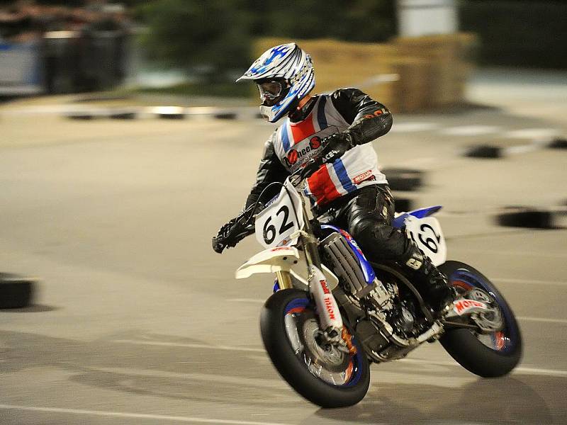 Olympia supermoto night show.