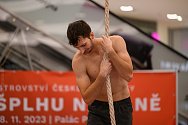 Matěj Cigl z Brna překonal na MČR světový rekord ve šplhu na laně