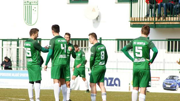 Fotbalisté Bystrce porazili Krumvíř 3:0.