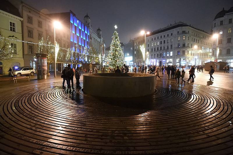 Brno 27.11.2020 - náměstí Svobody