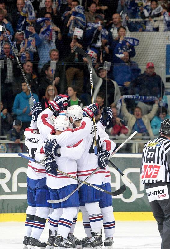 Kometa Brno zvítězila v úvodu extraligové sezony 2015/2016 nad Libercem 5:2.