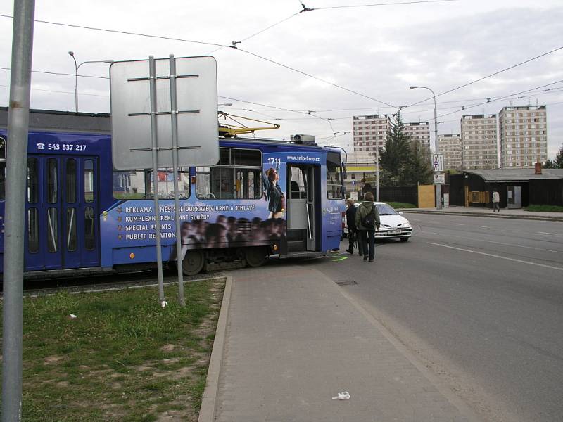 Srážka tramvají před vozovnou Medlánky.