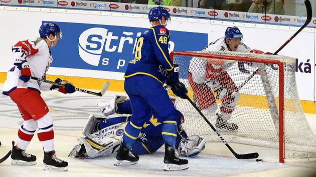 Carlson Hockey Games v brněnské DRFG aréně mezi Českem v bílém a Švédskem.
