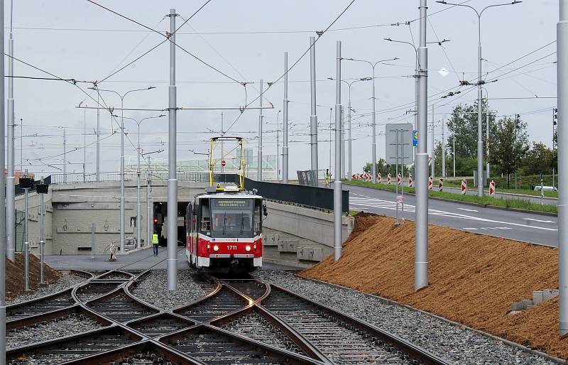 Stavba nové tramvajové trati do univerzitního kampusu v brněnských Bohunicích vstupuje do ověřovacího provozu.