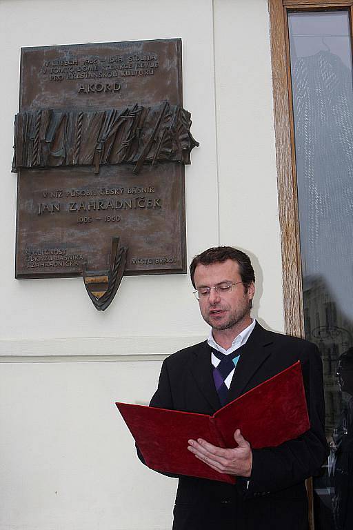 Činoherec Martin Sláma.