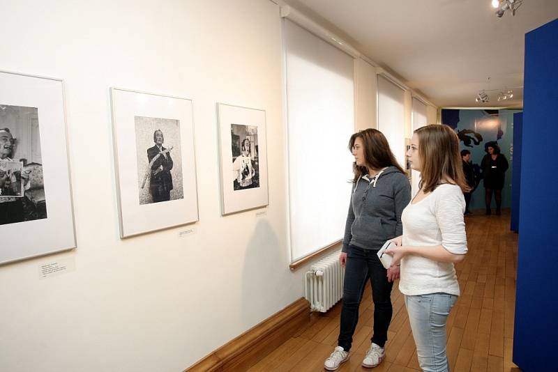 Muzeum města Brna včera zahájilo novou výstavu Zhmotnění neskutečného, která představuje méně známá díla katalánského malíře