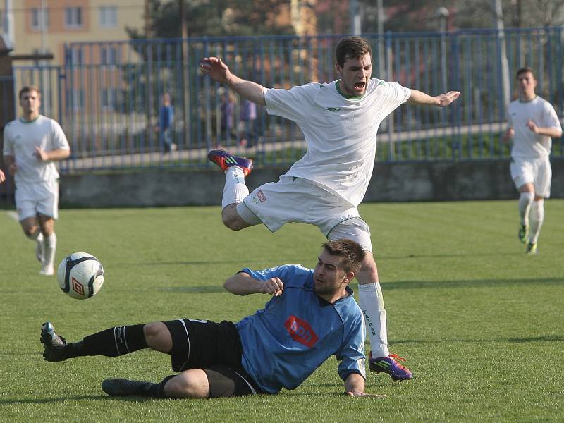 Bohunice (v bílém) podlehly v důležitém záchranářském souboji 1:2 Bystřici nad Pernštejnem.