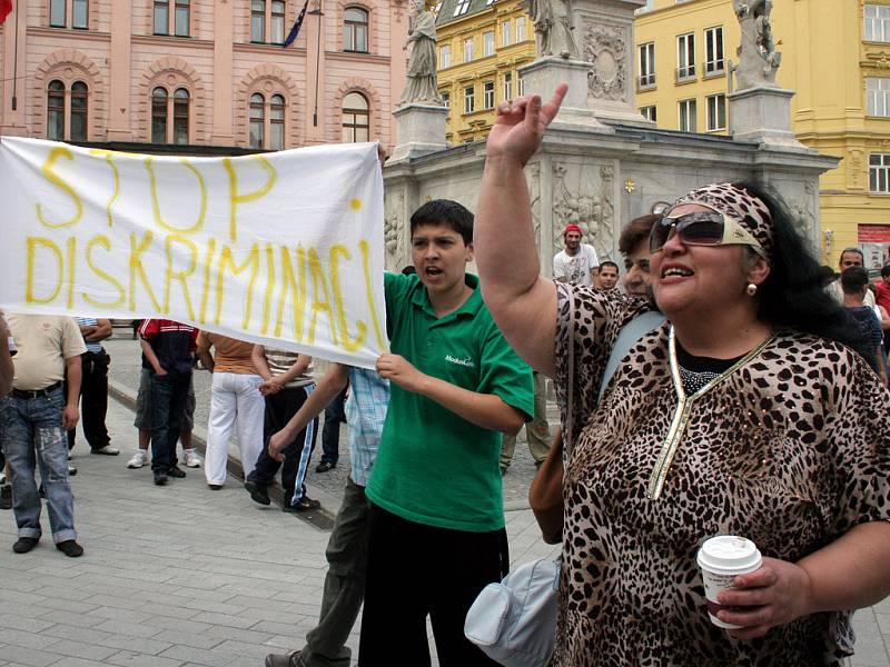 Náměstí svobody patřilo Romům,  kteří přišli demonstrovat proti narůstající agresi vůči nim.