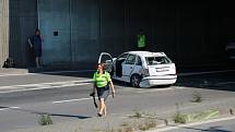 Od tří hodin odpoledne je neprůjezdný Husovický tunel, který zablokovala nehoda dvou osobních aut.