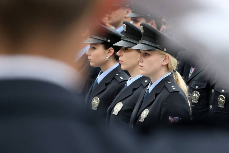 V centru Brna také skládali přísahu noví členové jihomoravského policejního a hasičského sboru. 