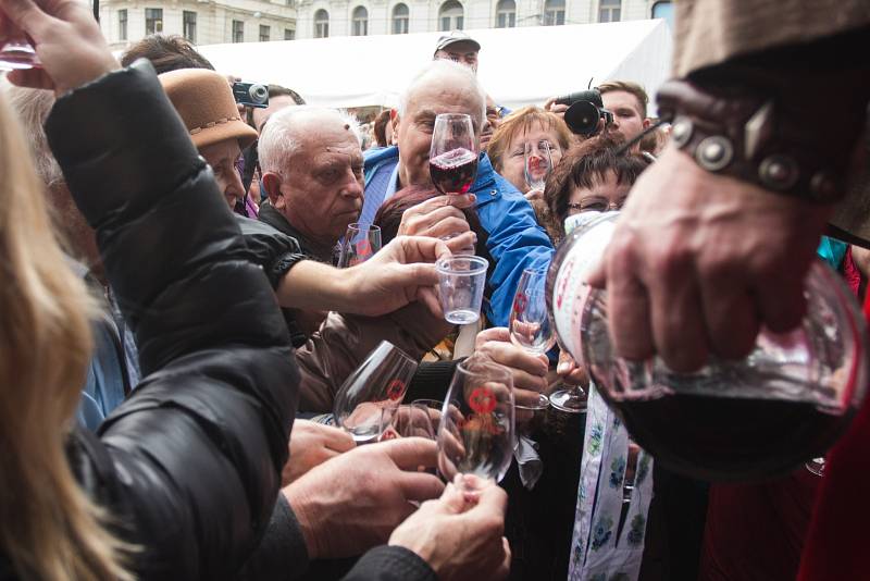 Svatomartinské slavnosti začaly v Brně průvodem z Petrova.