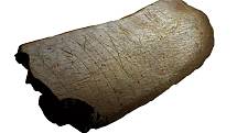 Archeologové našli starogermánské runy.