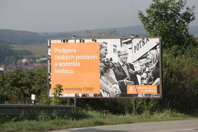 Zaměnitelné a bez jednoznačného sdělení jsou podle odborníků předvolební slogany brněnských politických stran. 
