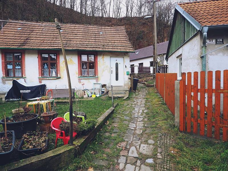 Kamenná čtvrť nedaleko centra Brna nabízí dávnou nostalgii dělnické kolonie i zajímavou současnost.