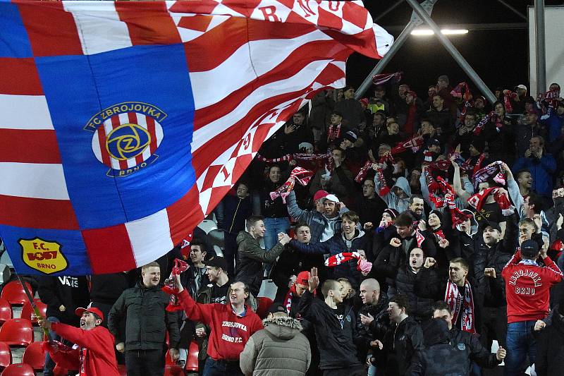 FC Zbrojovka Brno (červená) - FK Viktoria Žižkov