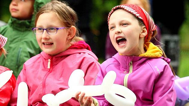 Přiblížit tvorbu umělců, spolků a organizací působících v brněnské Líšni tamním obyvatelům. Takový byl cíl festivalu nazvaného Líšeň sobě. 