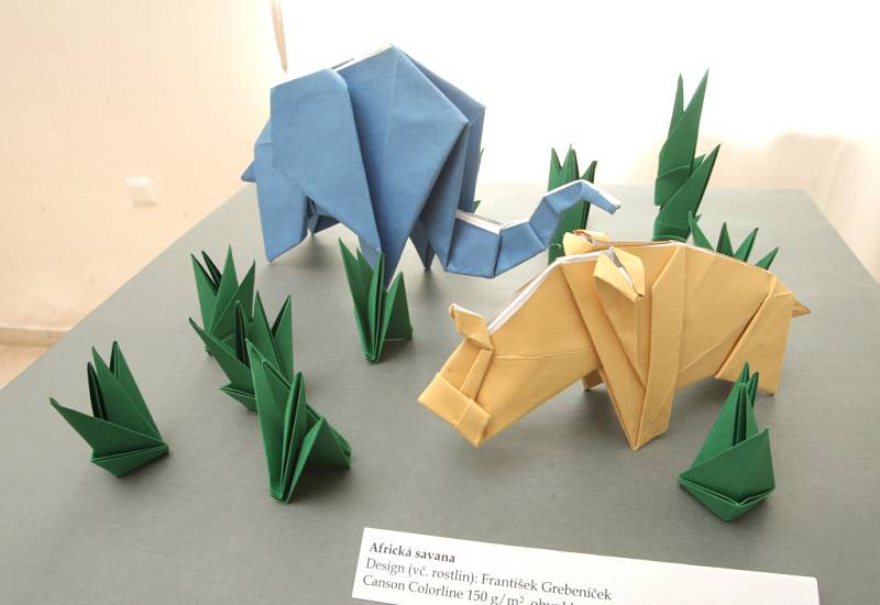 Principem origami je přeměnit list papíru ve smysluplný objekt, a to pomocí překládání. Použít se přitom může pouze jeden kus papíru, bez použití nůžek, lepidla ani dalšího zdobení. 