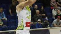 Jediné vítězství dělí basketbalistky KP Brno od zisku bronzových medailí v nejvyšší domácí soutěži. Svěřenky trenéra Mariana Svobody v sobotu porazily Nymburk 70:63 a v sérii o třetí místo se ujaly vedení 2:1 na zápasy.