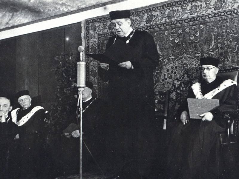Promoce čestného doktora Jana Masaryka – Aula PrF 20. 1. 1948