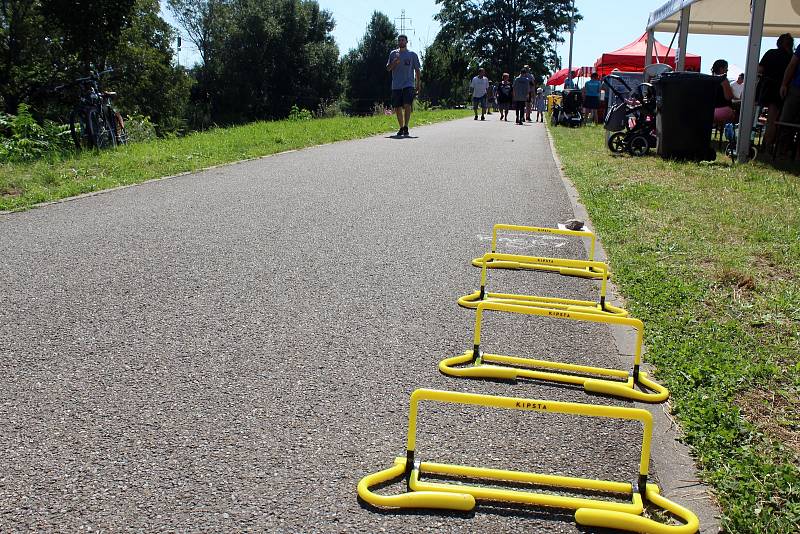 Pestrý program nabídl sobotní Festival na nábřeží. Konal se na několika místech podél řeky Svitavy od Bílovic po Tuřany. Součástí byla i neckyáda.