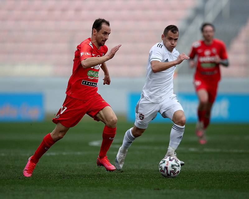 Fotbalisté Zbrojovky Brno (v červeném) na Tipsport Malta Cupu po výhře 1:0 nad Spartakem Trnava obsadili třetí místo.