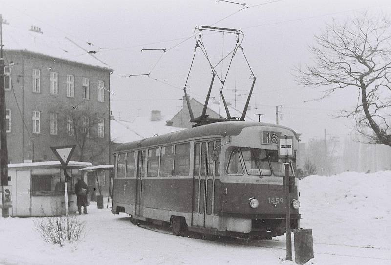 Před pětatřiceti lety zasáhla Československo vlna silných mrazů. V Brně bylo i mínus třicet stupňů Celsia.