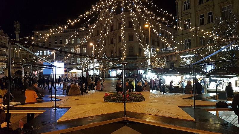 Brno 3.12.2019 - vánoční trhy na brněnském náměstí Svobody