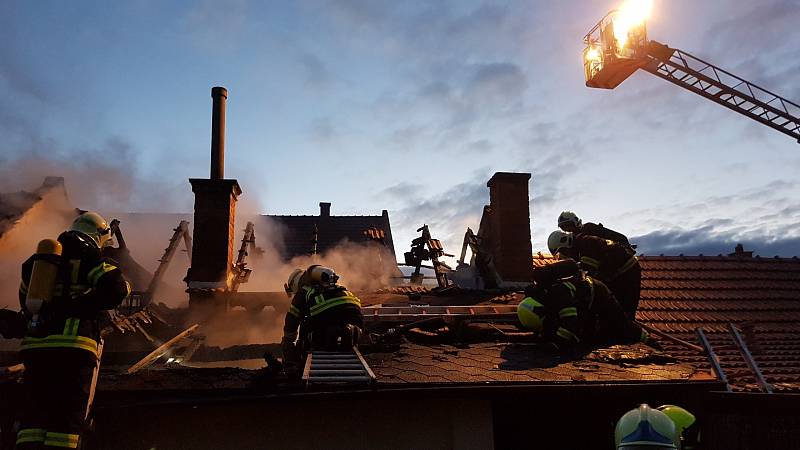 Požár rodinného domu v Sokolnicích