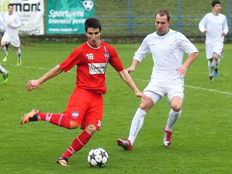 Domácí fotbalisté Bohunic doplatili v divizním derby na proměňování gólových příležitostí a prohráli s Líšní 0:3.