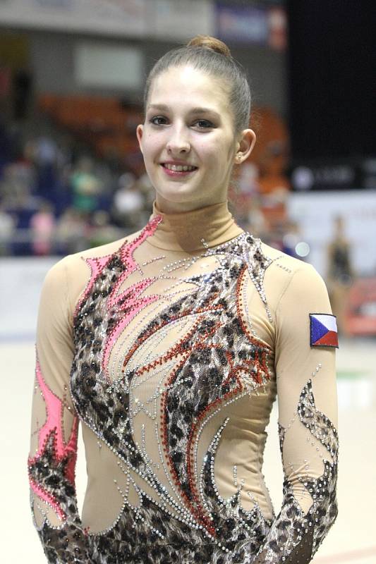  Víkendová Grand Prix Brno v moderní gymnastice znamenala poslední start pro brněnskou závodnici Moniku Míčkovou. Ve čtyřiadvaceti letech se rozloučila v domácím závodě s aktivní kariérou. 