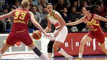 Basketbalistky brněnského Imosu porazily ruský Orenburg 76:67.