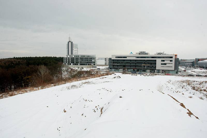 Chystaná lanovková dráha, které má spojovat brněnské výstaviště a obchodní komplex v Bohunicích Campus Square, a její plánované umístění.