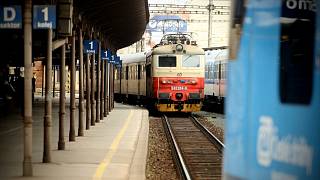 Muže na trati u Čerčan usmrtil v neděli ráno vlak, trať už je průjezdná -  Benešovský deník