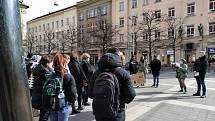 Demonstrace studentů Masarykovy univerzity proti zvyšujícím se cenám kolejného na konci února.