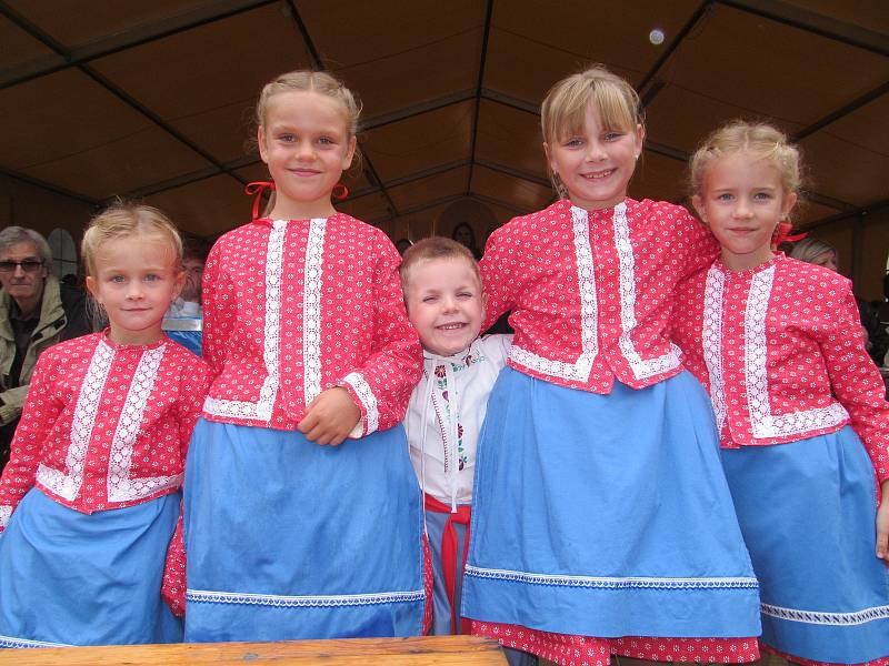 Lidé se bavili na Mutěnických vinařských dnech, které mají historii dlouhou několik desítek let.